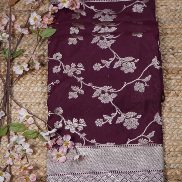 Semi Banaras SB23